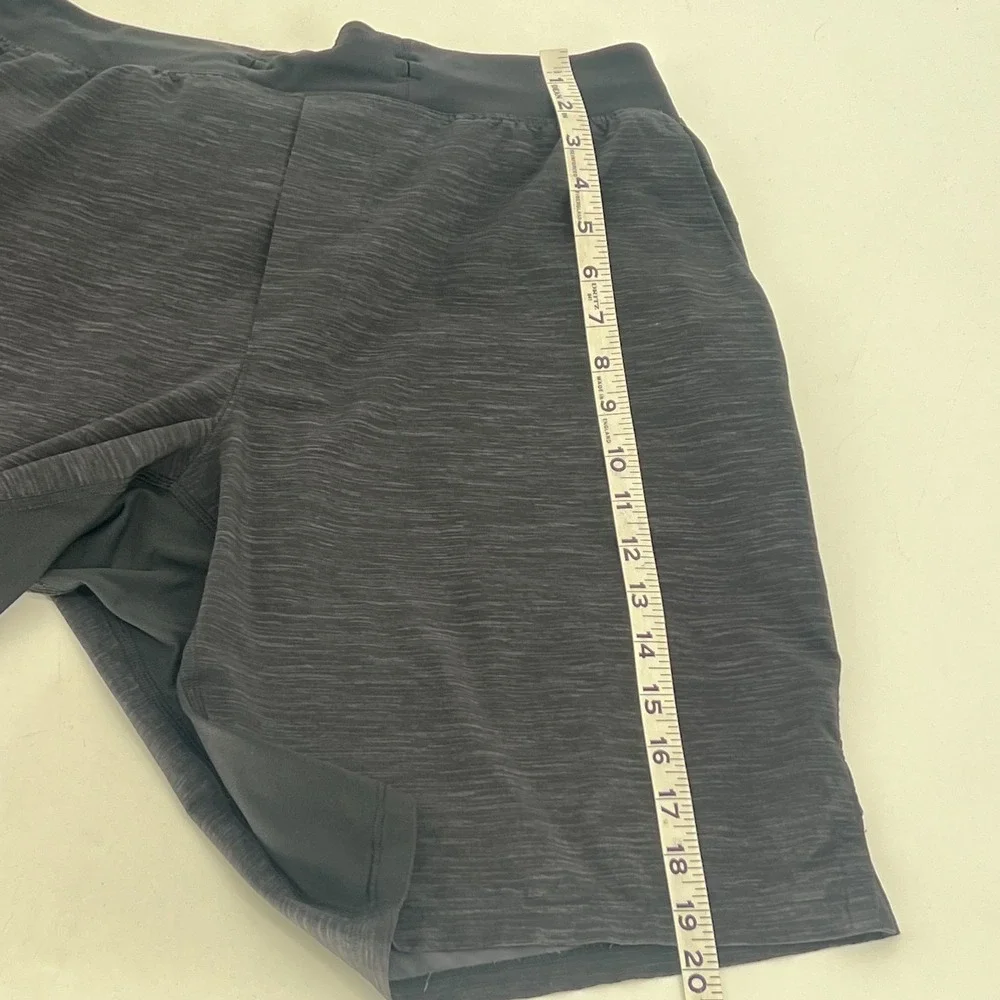 Lululemon‎ Shorts Mens XL Heathered Gray Lightweight Gym Workout